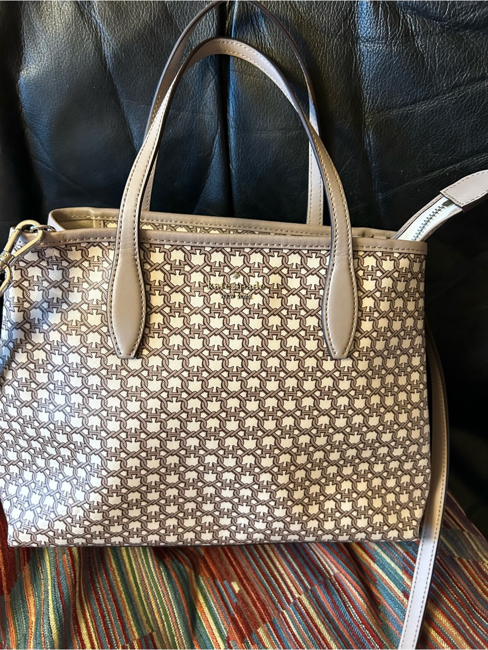 NWOT Kate Spade Neutral Patterned Tote Bag, Matching Wallet.  Great Gift Idea